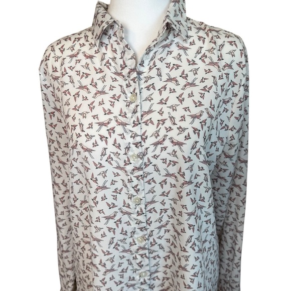 Ann Taylor Woman's Blouse Size 10 Bird Print Long Sleeve Button Up Lightweight - Picture 2 of 9